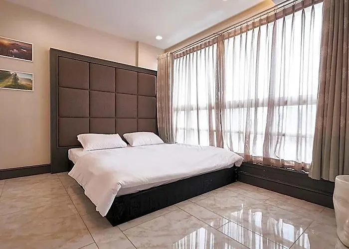 Downtown Bkk 2br @phayathai Bts Siam Paragon 4*