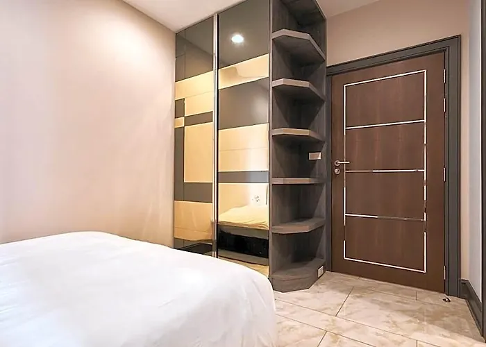 Downtown Bkk 2br @phayathai Bts Siam Paragon