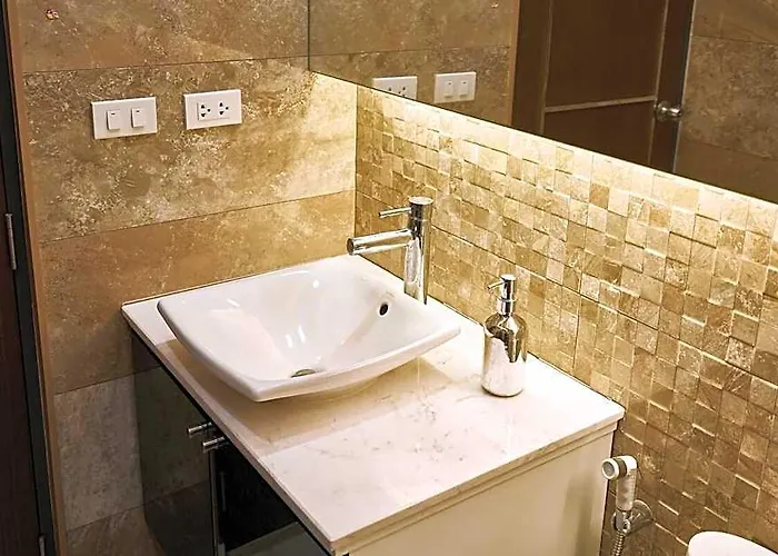 Downtown Bkk 2br @phayathai Bts Siam Paragon 酒店